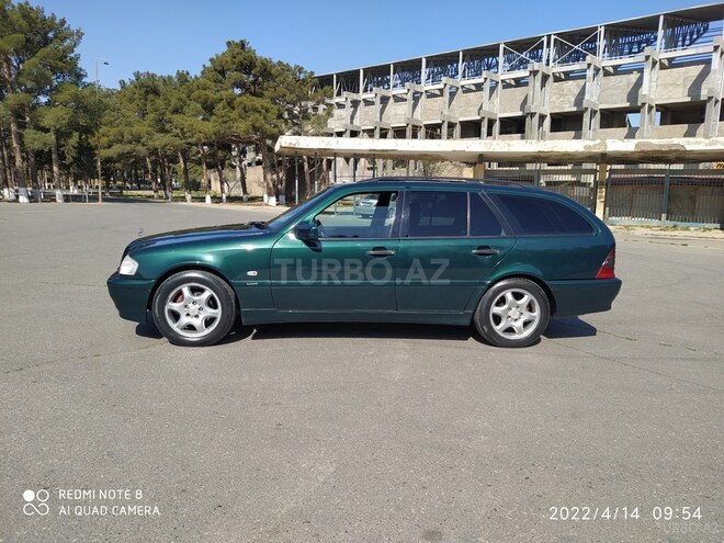 Mercedes C 220 2000, 361,423 km - 2.2 l - Sumqayıt