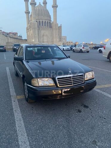 Mercedes C 220 1995, 350,000 km - 2.2 l - Bakı