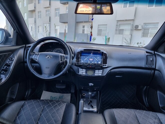Hyundai Elantra 2010, 123,000 km - 2.0 l - Bakı