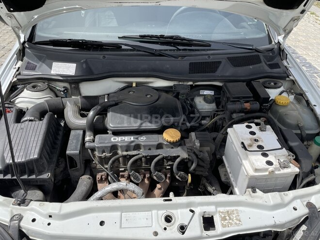Opel Astra 2000, 360,000 km - 1.6 l - Bakı