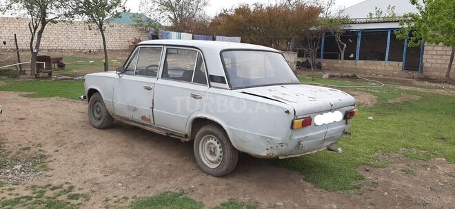 LADA (VAZ) 21011 1975, 257,000 km - 1.5 л - Gəncə