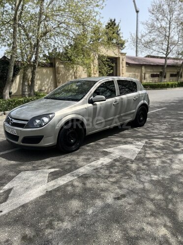 Opel Astra 2006, 144,000 km - 1.4 l - Bakı