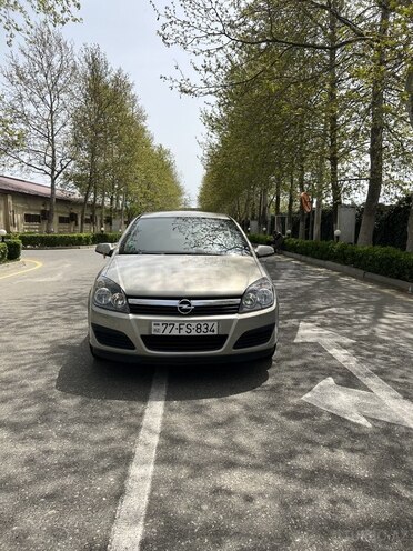Opel Astra 2006, 144,000 km - 1.4 l - Bakı