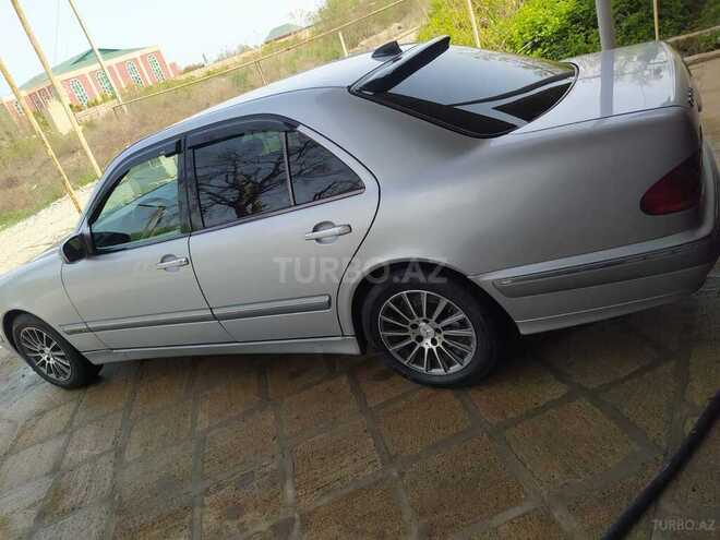 Mercedes E 240 2001, 241,000 km - 2.4 л - Bakı