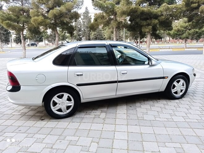 Opel Vectra 1997, 420,000 km - 2.0 l - Xırdalan