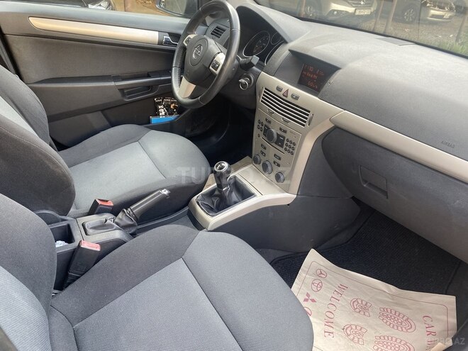 Opel Astra 2007, 151,000 km - 1.4 l - Bakı