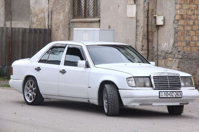 Mercedes E 230 1989, 420,424 km - 2.3 l - Gəncə