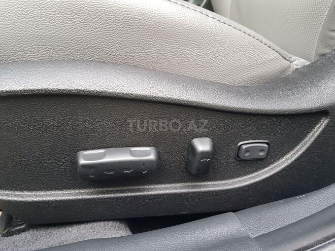 Hyundai Elantra 2015, 28,000 km - 1.8 l - Bakı