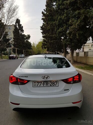 Hyundai Elantra 2015, 28,000 km - 1.8 l - Bakı