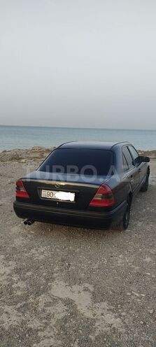 Mercedes C 230 1995, 470,000 km - 2.3 l - Sumqayıt