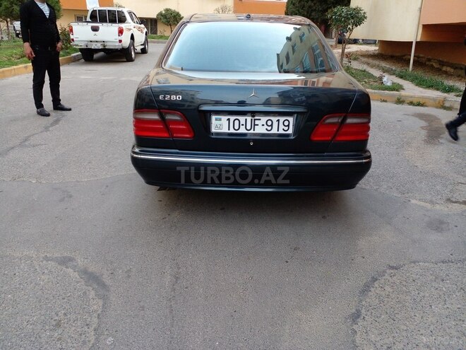 Mercedes E 280 2001, 340,000 km - 2.8 l - Bakı
