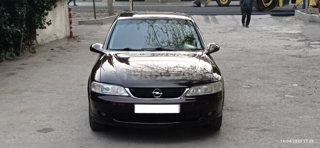 Opel Vectra 1999, 225,000 km - 1.8 l - Bakı