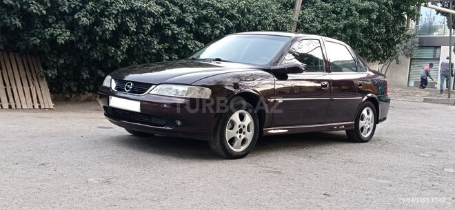 Opel Vectra 1999, 225,000 km - 1.8 l - Bakı