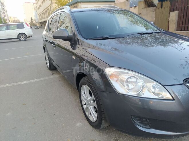 Kia Ceed 2009, 185,000 km - 1.4 л - Sumqayıt
