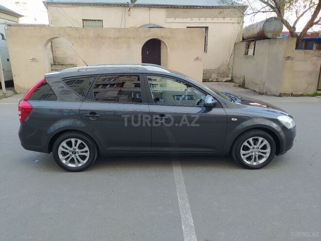Kia Ceed 2009, 185,000 km - 1.4 л - Sumqayıt