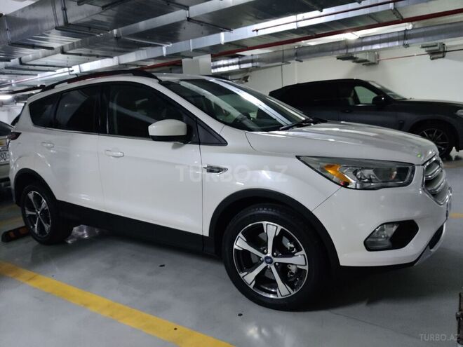 Ford Escape 2017, 37,000 km - 1.5 l - Bakı