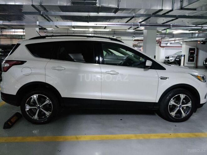 Ford Escape 2017, 37,000 km - 1.5 l - Bakı