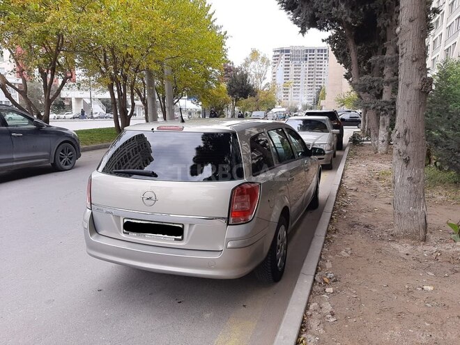 Opel Astra 2009, 220,000 km - 1.4 l - Bakı