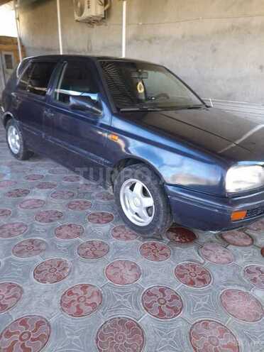 Volkswagen Golf 1992, 245,456 km - 2.0 л - Şəki