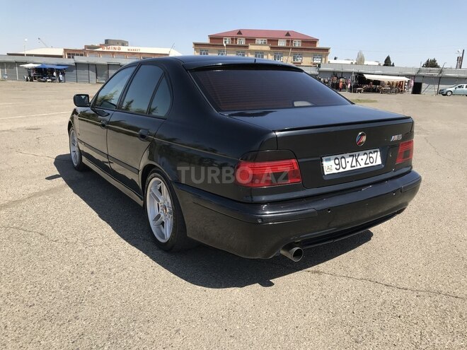 BMW 528 1999, 180,000 km - 2.8 l - Gəncə