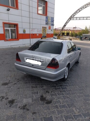 Mercedes C 200 1998, 256,000 km - 2.0 l - Bakı