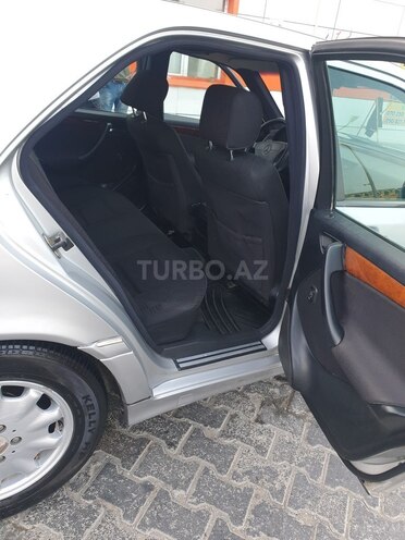 Mercedes C 200 1998, 256,000 km - 2.0 l - Bakı
