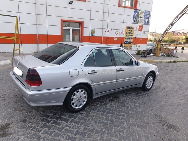Mercedes C 200 1998, 256,000 km - 2.0 l - Bakı