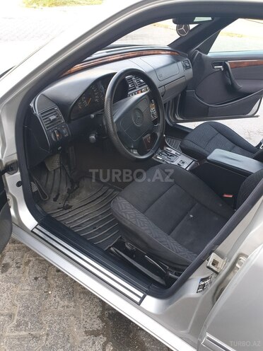 Mercedes C 200 1998, 256,000 km - 2.0 l - Bakı