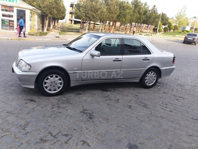 Mercedes C 200 1998, 256,000 km - 2.0 l - Bakı