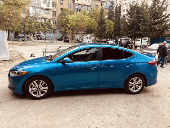 Hyundai Elantra 2018, 60,000 km - 2.0 l - Bakı