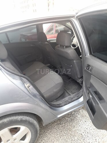 Opel Astra 2006, 300,000 km - 1.3 l - Bakı