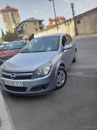 Opel Astra 2006, 300,000 km - 1.3 l - Bakı