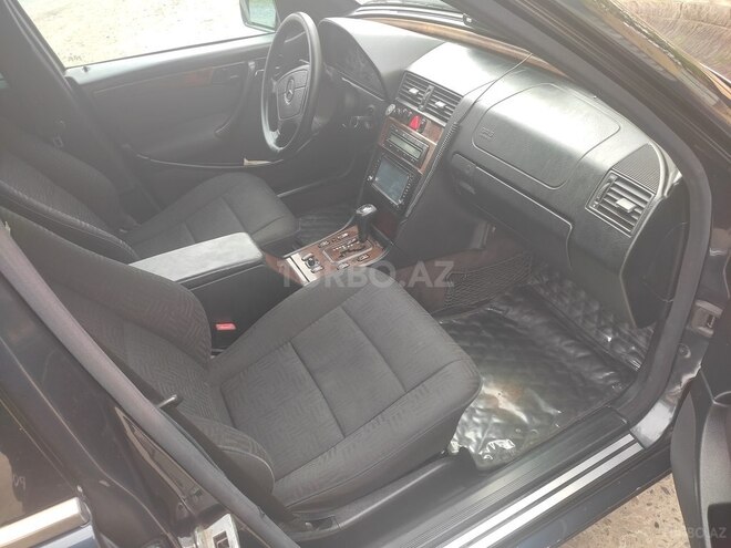 Mercedes E 240 1998, 330,000 km - 2.4 l - Bakı