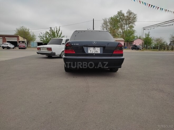 Mercedes E 240 1998, 330,000 km - 2.4 l - Bakı