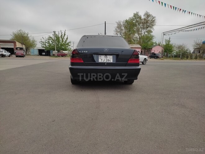 Mercedes E 240 1998, 330,000 km - 2.4 l - Bakı