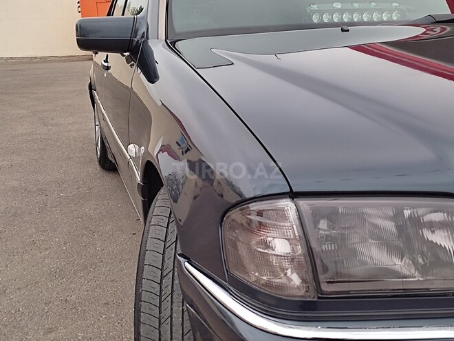 Mercedes E 240 1998, 330,000 km - 2.4 l - Bakı