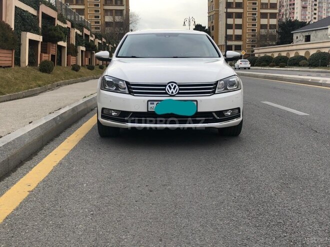 Volkswagen Passat 2013, 193,000 km - 1.8 l - Bakı
