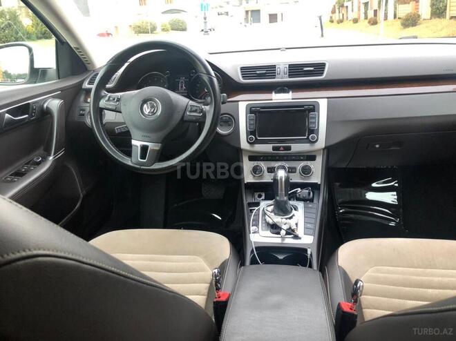 Volkswagen Passat 2013, 193,000 km - 1.8 l - Bakı