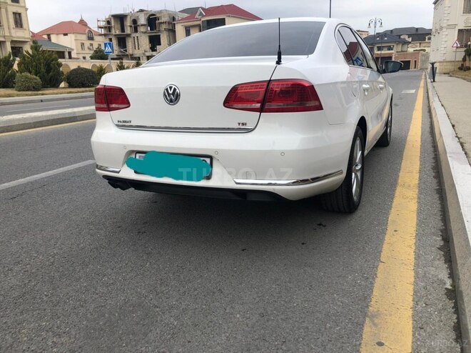 Volkswagen Passat 2013, 193,000 km - 1.8 l - Bakı