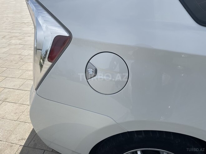 Toyota Prius 2013, 180,000 km - 1.8 l - Bakı