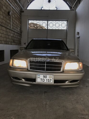 Mercedes C 220 1999, 302,653 km - 2.2 l - Gəncə