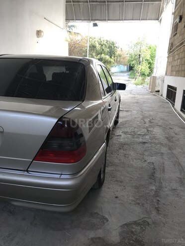 Mercedes C 220 1999, 302,653 km - 2.2 l - Gəncə