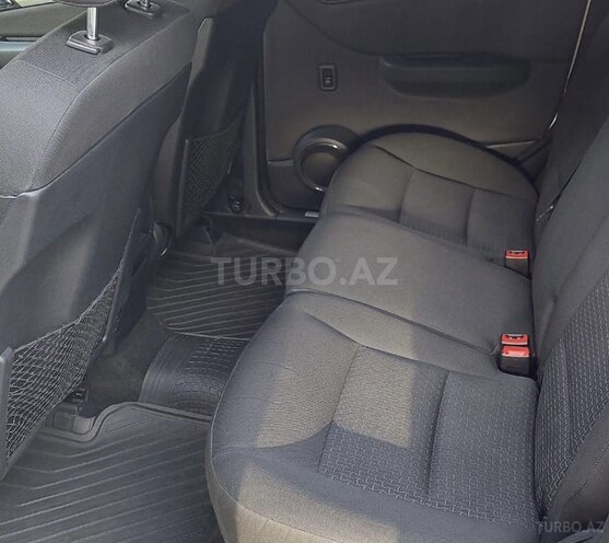 Mercedes B 180 2010, 129,000 km - 1.7 l - Bakı