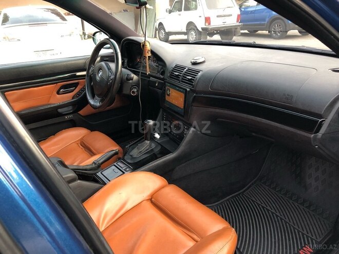 BMW 540 2001, 295,386 km - 4.4 l - Bakı