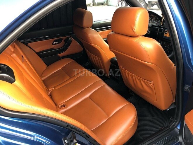 BMW 540 2001, 295,386 km - 4.4 l - Bakı
