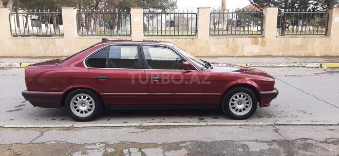 BMW 520 1991, 250,000 km - 2.0 l - Bakı
