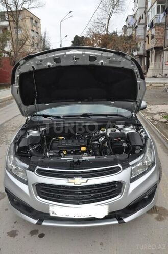 Chevrolet Cruze 2015, 329,708 km - 1.4 l - Şirvan