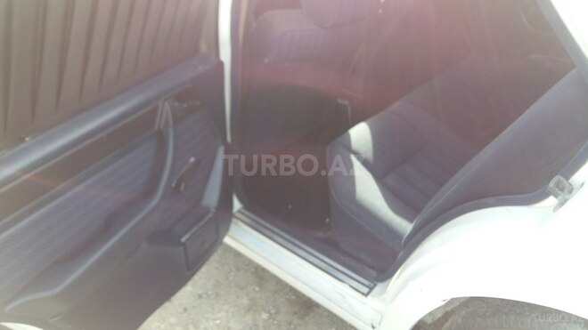 Mercedes E 230 1991, 371,000 km - 2.3 l - Bakı