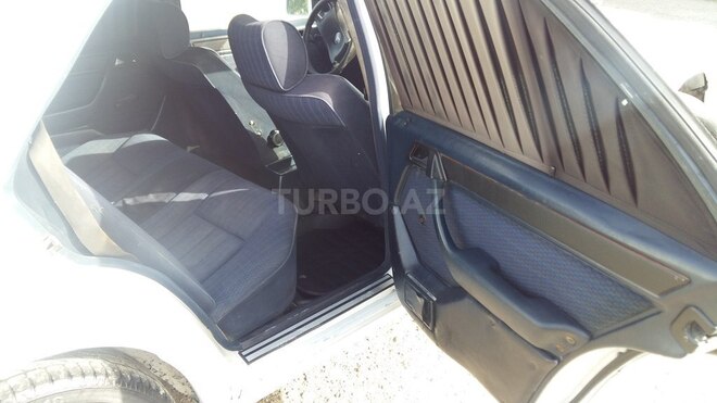 Mercedes E 230 1991, 371,000 km - 2.3 l - Bakı