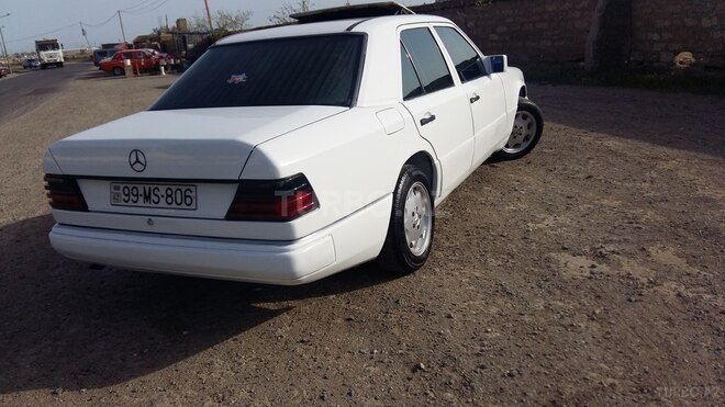 Mercedes E 230 1991, 371,000 km - 2.3 l - Bakı